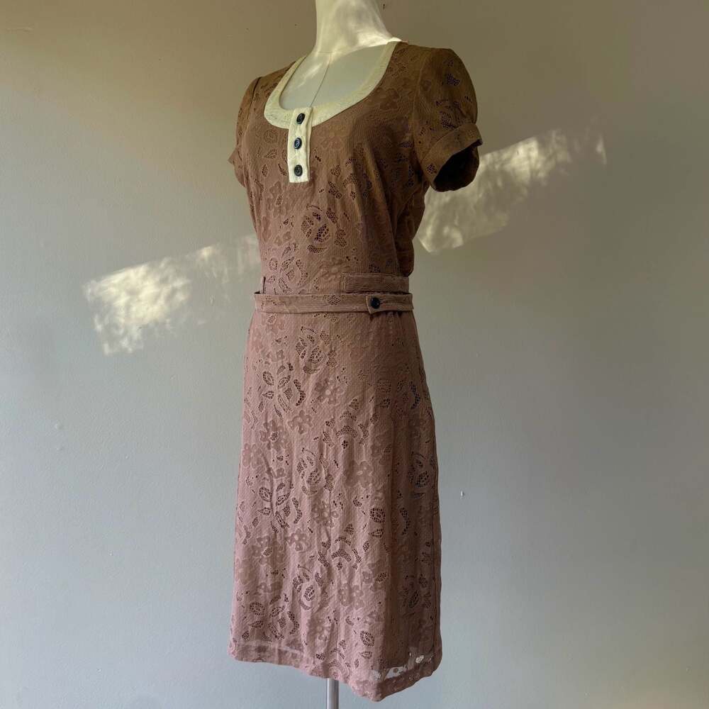 Maison Mayle Vintage-Style Brown Floral Lace Short Sleeve Belted Dress